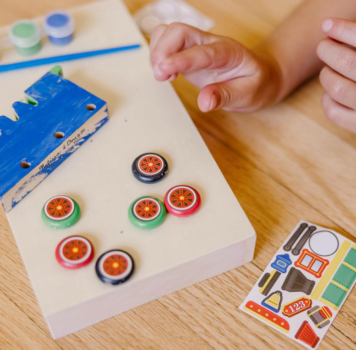 Melissa & Doug - Decora a tu Gusto, Tren PORFYDYA