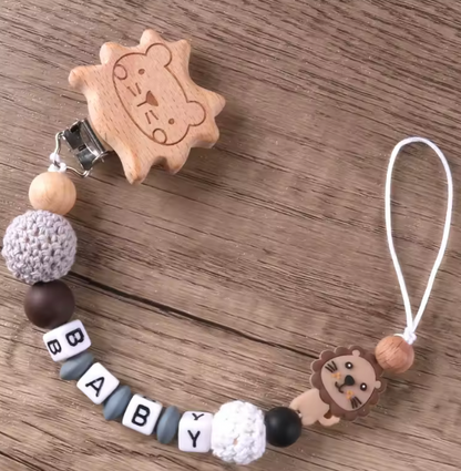 Porta Chupón Baby Madera y Crochet CHIKY NYNO