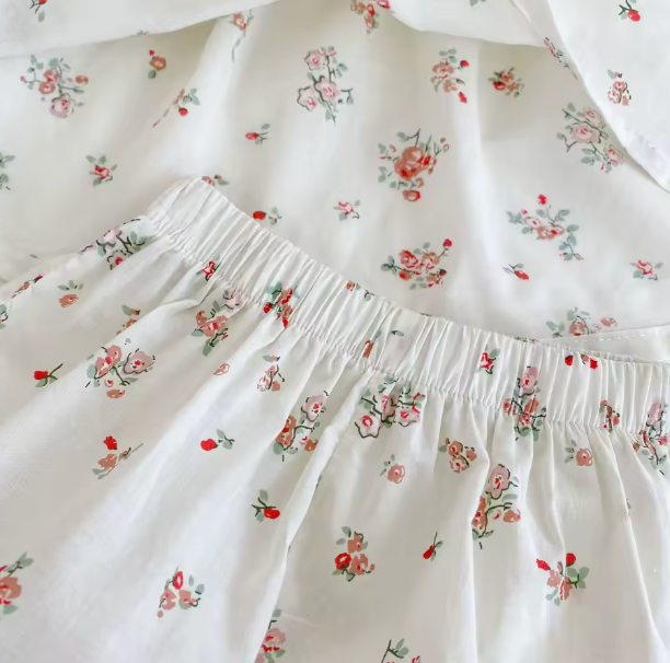 Conjunto Faye Flores CHIKY NYNO