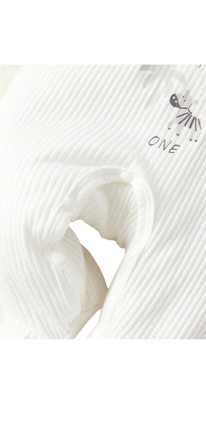 Mameluco con Pies Elfante y Jiarafa CHIKY NYNO