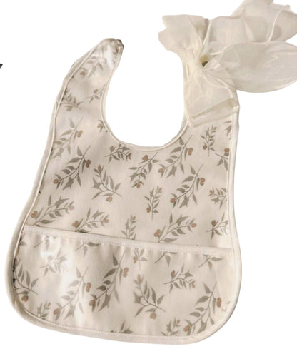 Babero Impermeable con Moño  CHIKY NYNO