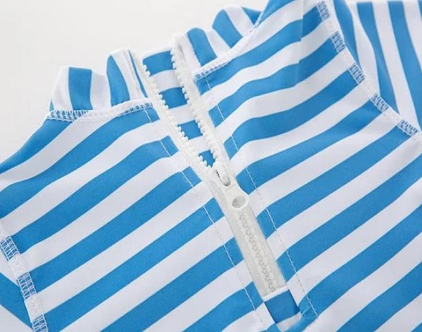 Traje de Baño Rayas Azul y Barquitos  CHIKY NYNO